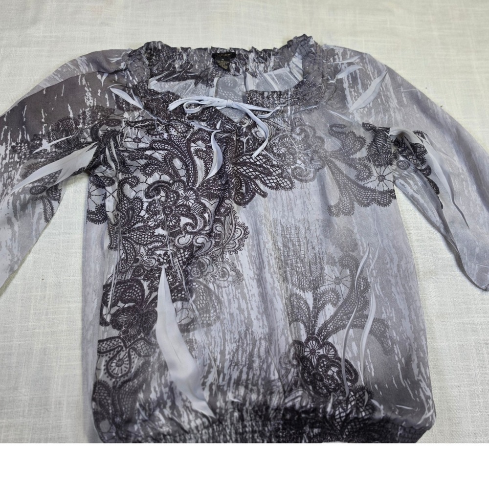 Nue Options Gray White Lace Print Sheer Blouson Blouse Medium F2U381